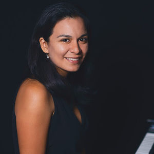 Meet your Posher, Valeria